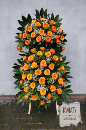 Wieniec duży z naturalnych kwiatów na pogrzeb