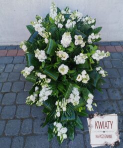 Wiązanka pogrzebowa duża z naturalnych kwiatów