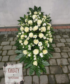 Wiązanka duża z naturalnych kwiatów na pogrzeb