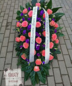 Wiązanka klasyczna z naturalnych kwiatów na pogrzeb