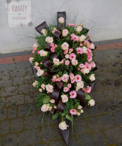 Wiązanka z naturalnych kwiatów na pogrzeb